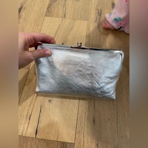 HOBO clutch with drawstring